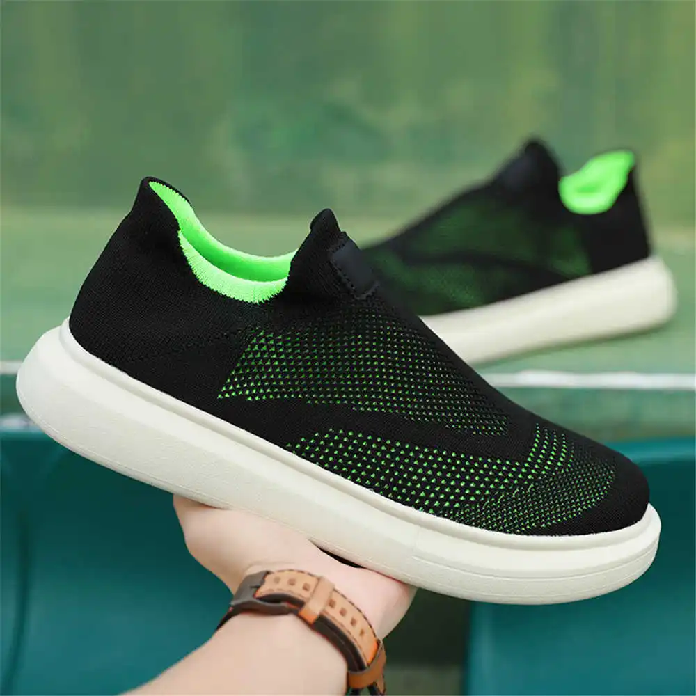 Calze con plateau scarpe marro - Men Formal Wear All Black recensione e prezzo