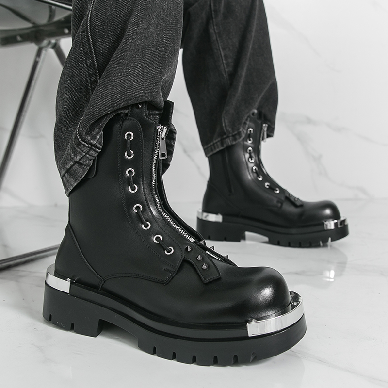 Stivali con suola spessa da uo - Men Formal Wear With Boots recensione e prezzo